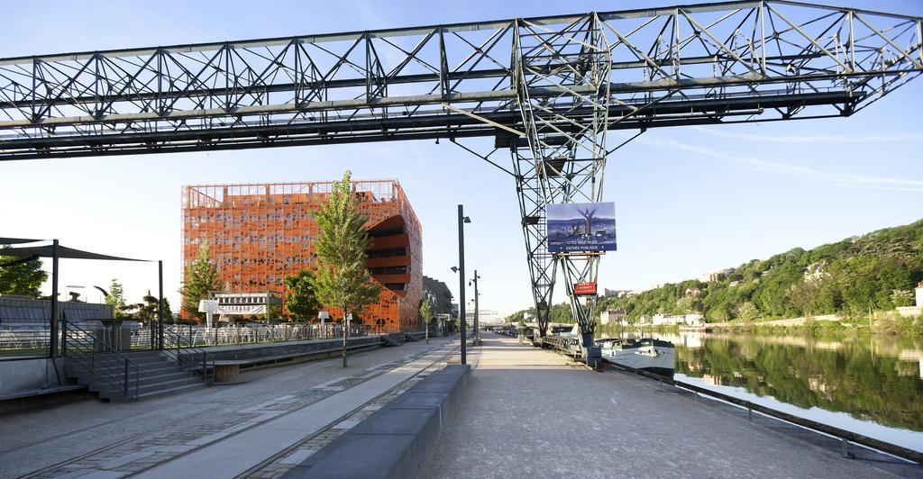 Hotel Ibis Styles Centre Confluence 3*