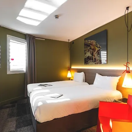 Hotel Ibis Styles Lyon Centre Confluence Exterior foto